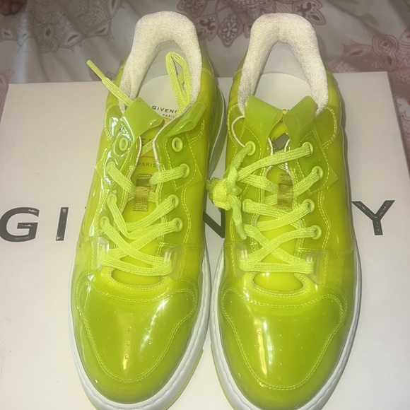 Women sneakers - Picture 2 of 12